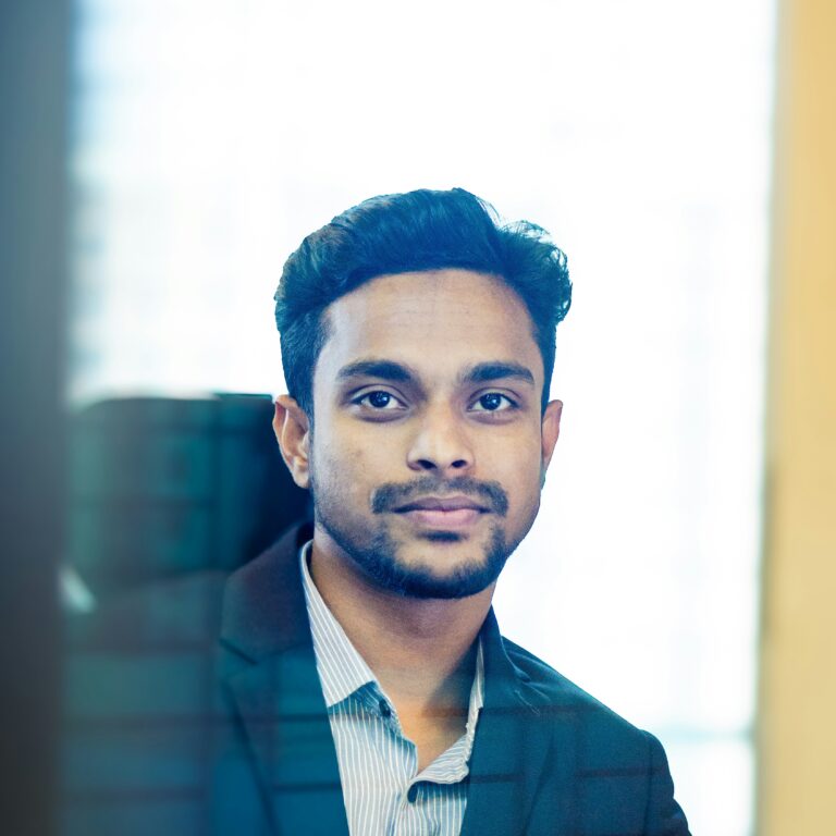 litoon-dev-9A2u8LwCpVE-unsplash